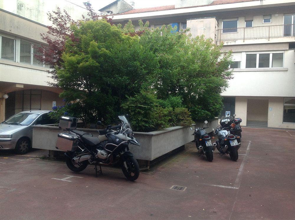 Augustus Hotel Biella Ngoại thất bức ảnh