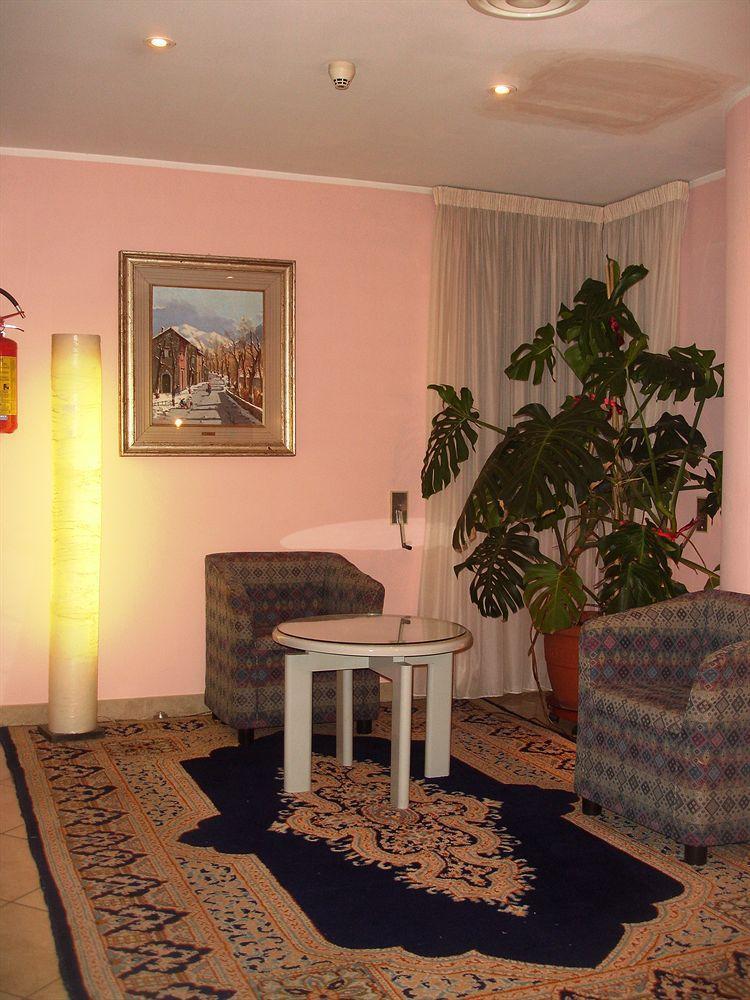 Augustus Hotel Biella Ngoại thất bức ảnh