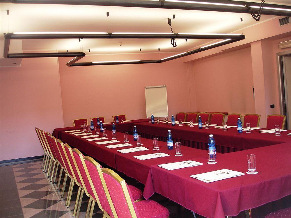 Augustus Hotel Biella Ngoại thất bức ảnh