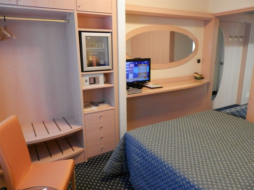 Augustus Hotel Biella Ngoại thất bức ảnh